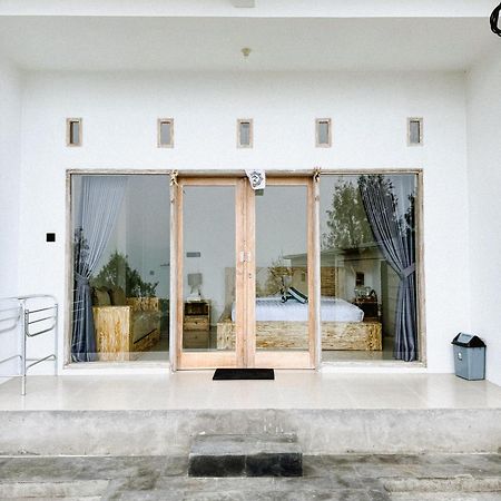 Batur Exotic Villa Kubupenlokan Exterior photo